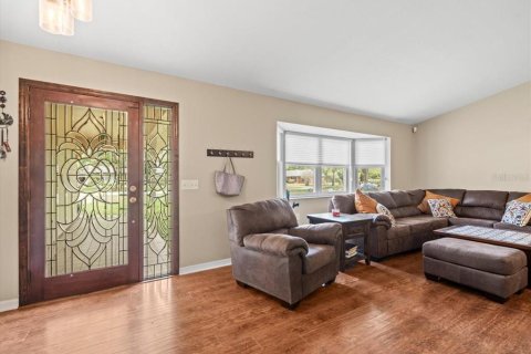 Casa en venta en Brooksville, Florida, 3 dormitorios, 202.81 m2 № 1613912 - foto 5