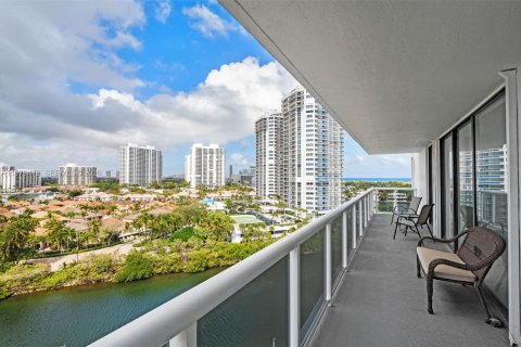 Condominio en venta en Aventura, Florida, 2 dormitorios, 96.43 m2 № 2043961 - foto 25