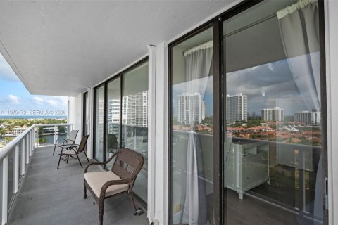 Condominio en venta en Aventura, Florida, 2 dormitorios, 96.43 m2 № 2043961 - foto 24