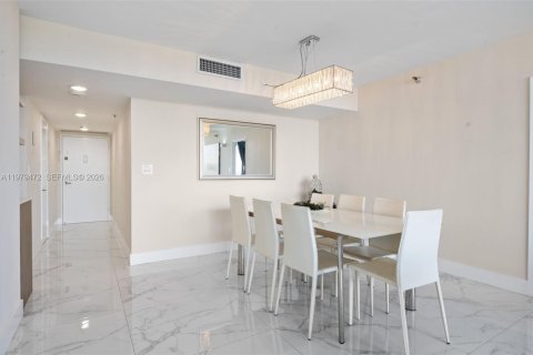 Condominio en venta en Aventura, Florida, 2 dormitorios, 96.43 m2 № 2043961 - foto 8