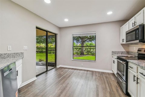 Adosado en venta en Brandon, Florida, 3 dormitorios, 144.74 m2 № 1904550 - foto 11
