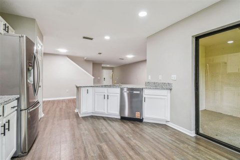 Adosado en venta en Brandon, Florida, 3 dormitorios, 144.74 m2 № 1904550 - foto 12