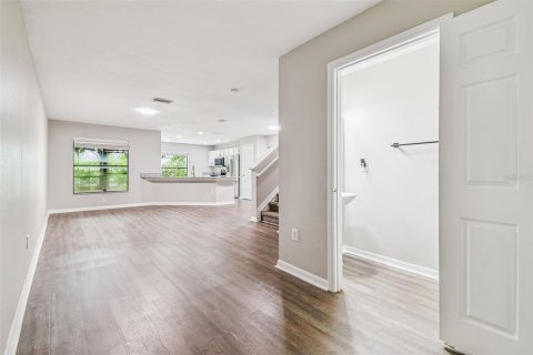 Adosado en venta en Brandon, Florida, 3 dormitorios, 144.74 m2 № 1904550 - foto 4