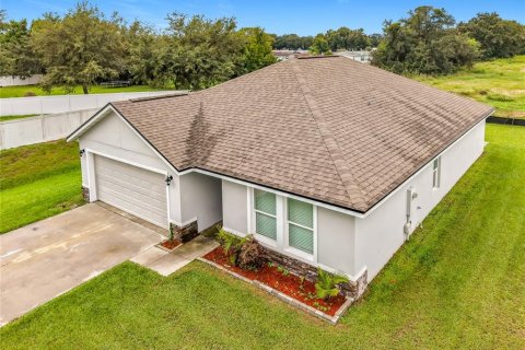 Villa ou maison à vendre à Auburndale, Floride: 3 chambres, 125.98 m2 № 2415531 - photo 4