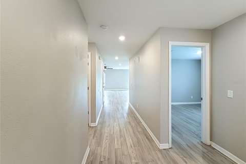 Villa ou maison à vendre à Auburndale, Floride: 3 chambres, 125.98 m2 № 2415531 - photo 8