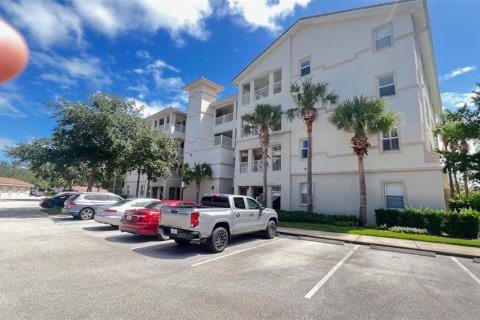 Condo in Palm Coast, Florida, 3 bedrooms № 2107867 - photo 3