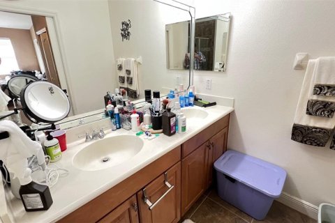 Condo in Palm Coast, Florida, 3 bedrooms № 2107867 - photo 24