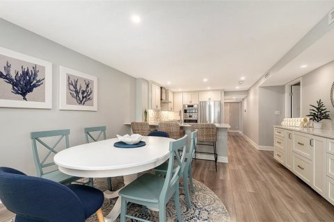 Condo in Sarasota, Florida, 3 bedrooms № 2212993 - photo 20