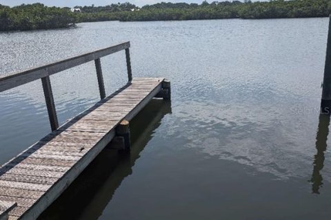 Condo in New Smyrna Beach, Florida, 2 bedrooms  № 1769308 - photo 14