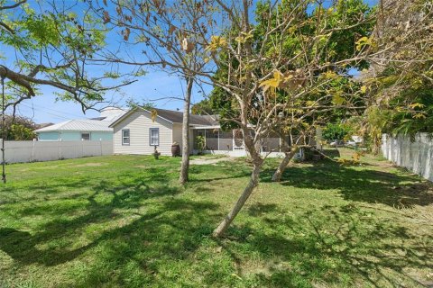 Villa ou maison à vendre à Saint Lucie, Floride: 3 chambres, 136.1 m2 № 2201332 - photo 28