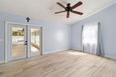 Villa ou maison à vendre à Saint Lucie, Floride: 3 chambres, 136.1 m2 № 2201332 - photo 16