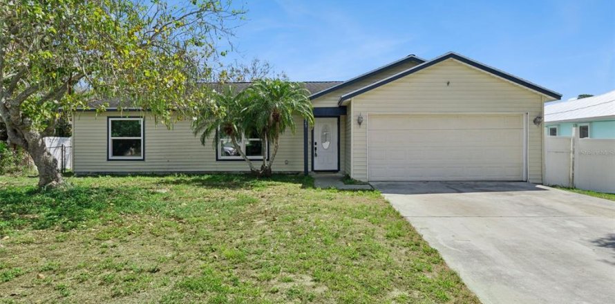 Villa ou maison à Saint Lucie, Floride 3 chambres, 136.1 m2 № 2201332