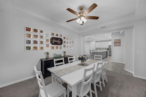 House in Winter Garden, Florida 6 bedrooms, 433.57 sq.m. № 1846960 - photo 24
