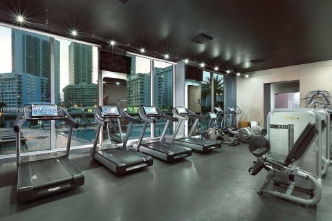 Condo in Hallandale Beach, Florida, 2 bedrooms  № 1702959 - photo 16