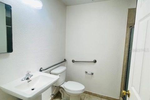 Casa en venta en Orlando, Florida, 5 dormitorios, 324.69 m2 № 1810927 - foto 19