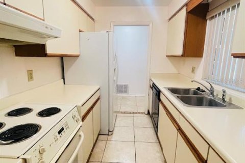 Casa en venta en Orlando, Florida, 5 dormitorios, 324.69 m2 № 1810927 - foto 6