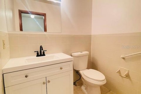 Casa en venta en Orlando, Florida, 5 dormitorios, 324.69 m2 № 1810927 - foto 12