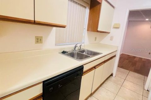 Casa en venta en Orlando, Florida, 5 dormitorios, 324.69 m2 № 1810927 - foto 5