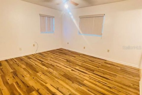 Casa en venta en Orlando, Florida, 5 dormitorios, 324.69 m2 № 1810927 - foto 22