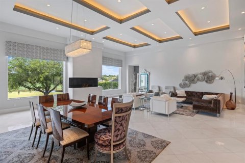 House in Orlando, Florida 6 bedrooms, 471.11 sq.m. № 1608632 - photo 12