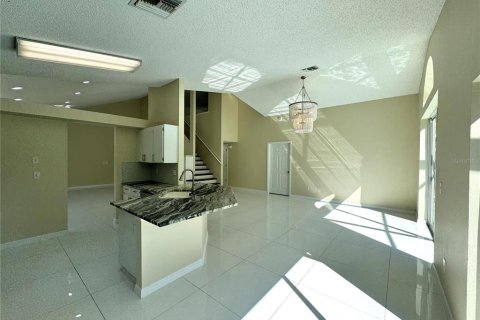 Villa ou maison à louer à Kissimmee, Floride: 3 chambres, 206.71 m2 № 2339132 - photo 7