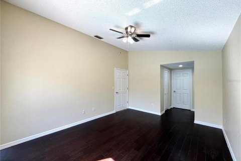 Villa ou maison à louer à Kissimmee, Floride: 3 chambres, 206.71 m2 № 2339132 - photo 17