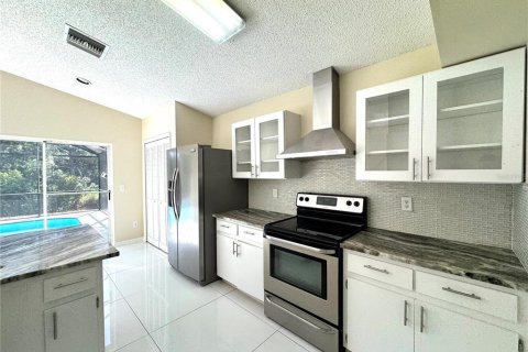 Villa ou maison à louer à Kissimmee, Floride: 3 chambres, 206.71 m2 № 2339132 - photo 5