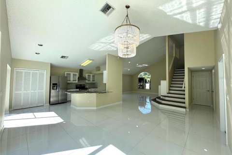 Villa ou maison à louer à Kissimmee, Floride: 3 chambres, 206.71 m2 № 2339132 - photo 8