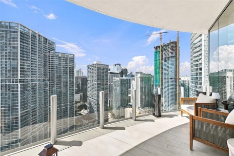 Copropriété à vendre à Miami, Floride: 3 chambres, 181.81 m2 № 2385536 - photo 26
