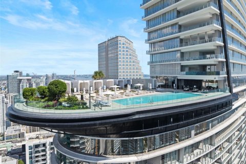 Copropriété à vendre à Miami, Floride: 3 chambres, 181.81 m2 № 2385536 - photo 30