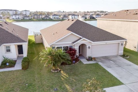Casa en venta en Zephyrhills, Florida, 3 dormitorios, 157 m2 № 1723775 - foto 4