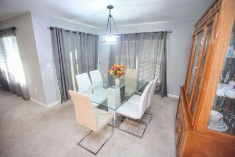 Casa en venta en Zephyrhills, Florida, 3 dormitorios, 157 m2 № 1723775 - foto 14