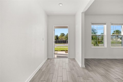 Casa en venta en Leesburg, Florida, 4 dormitorios, 244.8 m2 № 2377918 - foto 3