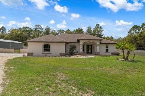 House in Hernando, Florida 3 bedrooms, 157.19 sq.m. № 2391310