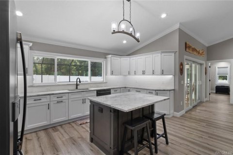 House in Hernando, Florida 3 bedrooms, 157.19 sq.m. № 2391310 - photo 14