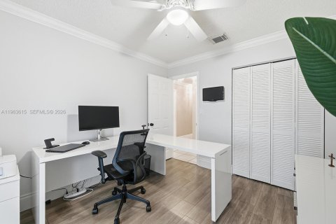 Villa ou maison à vendre à Miramar, Floride: 4 chambres, 205.04 m2 № 2025607 - photo 26