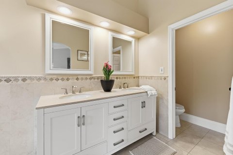 Villa ou maison à vendre à Miramar, Floride: 4 chambres, 205.04 m2 № 2025607 - photo 18