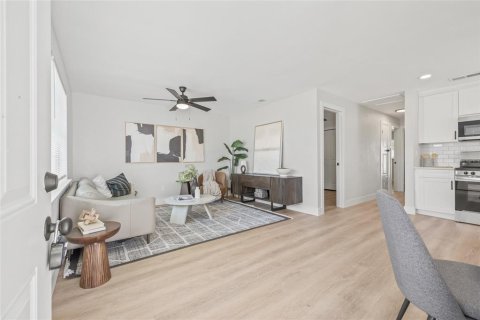 Villa ou maison à vendre à Saint Petersburg, Floride: 3 chambres, 82.31 m2 № 1872783 - photo 2