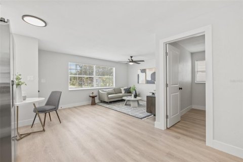 Villa ou maison à vendre à Saint Petersburg, Floride: 3 chambres, 82.31 m2 № 1872783 - photo 8