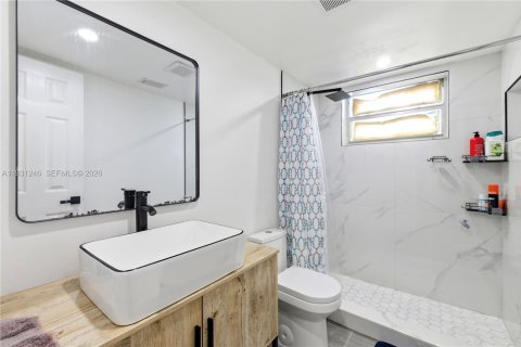 Купить коммерческую недвижимость в Холливуд, Флорида 194.91м2, № 1996387 - фото 28