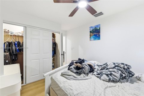 Купить коммерческую недвижимость в Холливуд, Флорида 194.91м2, № 1996387 - фото 27