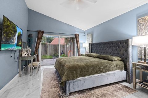 Casa en venta en Margate, Florida, 3 dormitorios, 169.45 m2 № 2000377 - foto 10