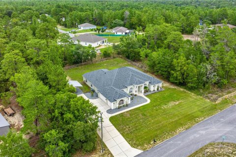 Villa ou maison à vendre à Citrus Springs, Floride: 4 chambres, 331.01 m2 № 2405349 - photo 8