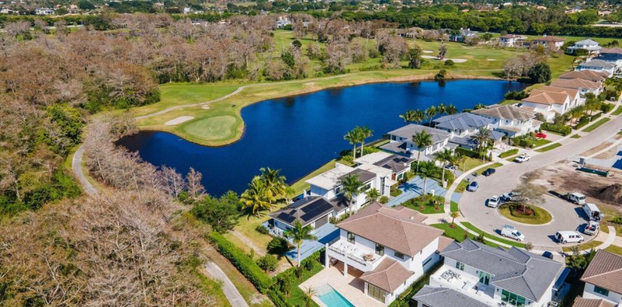 Casa en Wellington, Florida 5 dormitorios, 430.51 m2 № 998371