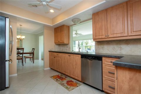 House in Bradenton, Florida 2 bedrooms, 161.65 sq.m. № 1510994 - photo 30