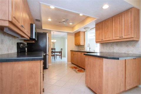 House in Bradenton, Florida 2 bedrooms, 161.65 sq.m. № 1510994 - photo 28