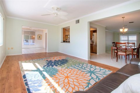 House in Bradenton, Florida 2 bedrooms, 161.65 sq.m. № 1510994 - photo 16