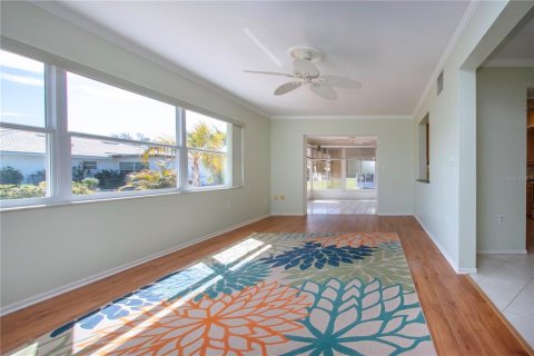 House in Bradenton, Florida 2 bedrooms, 161.65 sq.m. № 1510994 - photo 15