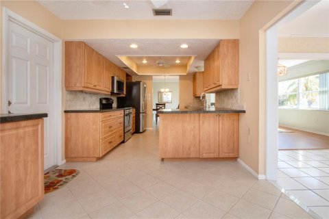 House in Bradenton, Florida 2 bedrooms, 161.65 sq.m. № 1510994 - photo 25
