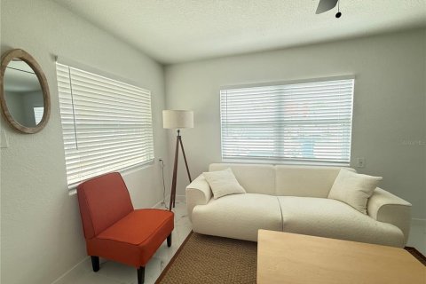Appartement à louer à Madeira Beach, Floride: 1 chambre, 39.95 m2 № 2402993 - photo 13